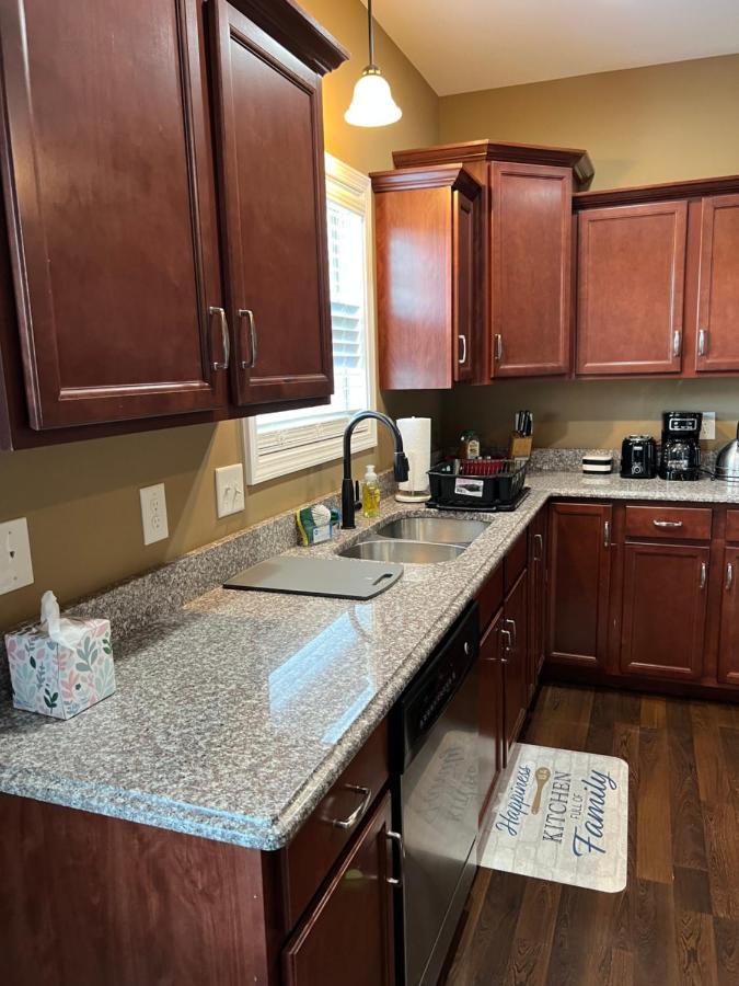 Five Stars Luxury Home Clarksville Exterior photo